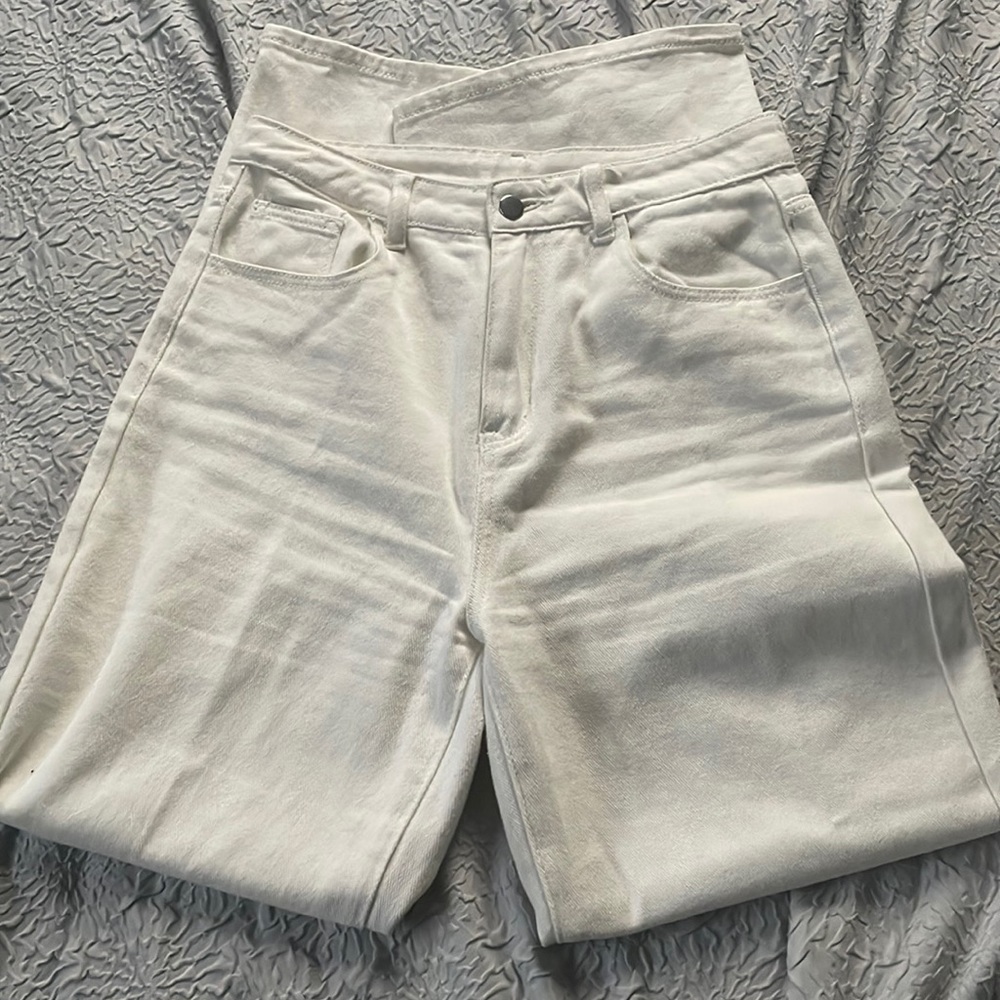 Dazy Flared Jeans- Cream White